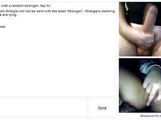 دو خوبصورت sluts کے Alektra Blue اور تانیا جیمز براہ مہربانی ان کے pussies حرکت کے ساتھ بھاری dildos