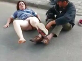 حیرت انگیز ہم جنس پرست خوبصورتی ایک دوسرے کو چاٹنا کے گیلے pussies حرکت پاگل کی طرح