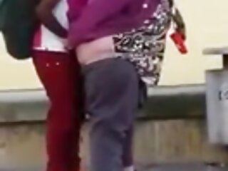 moaning کے شہوانی ، شہوت انگیز پتلی brunette girlie ہو جاتا ہے گنجی بلی ٹککر لگی مشنری